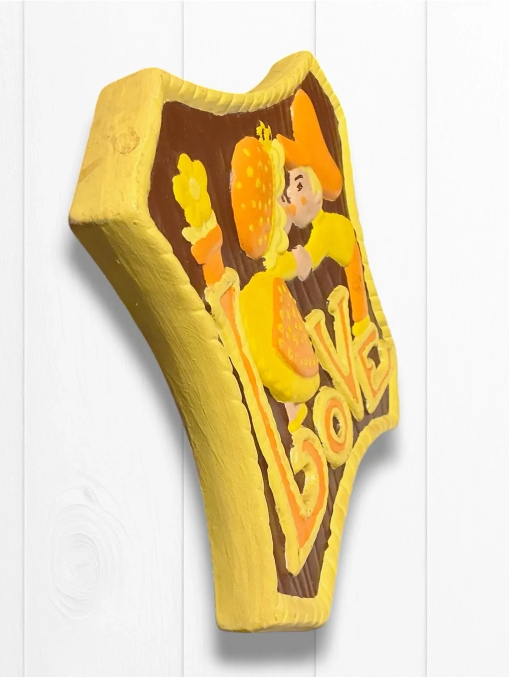 Vintage 1970s Chalkware Wall Art Kissy Kids “LOVE” Yellow Orange Brown 3D